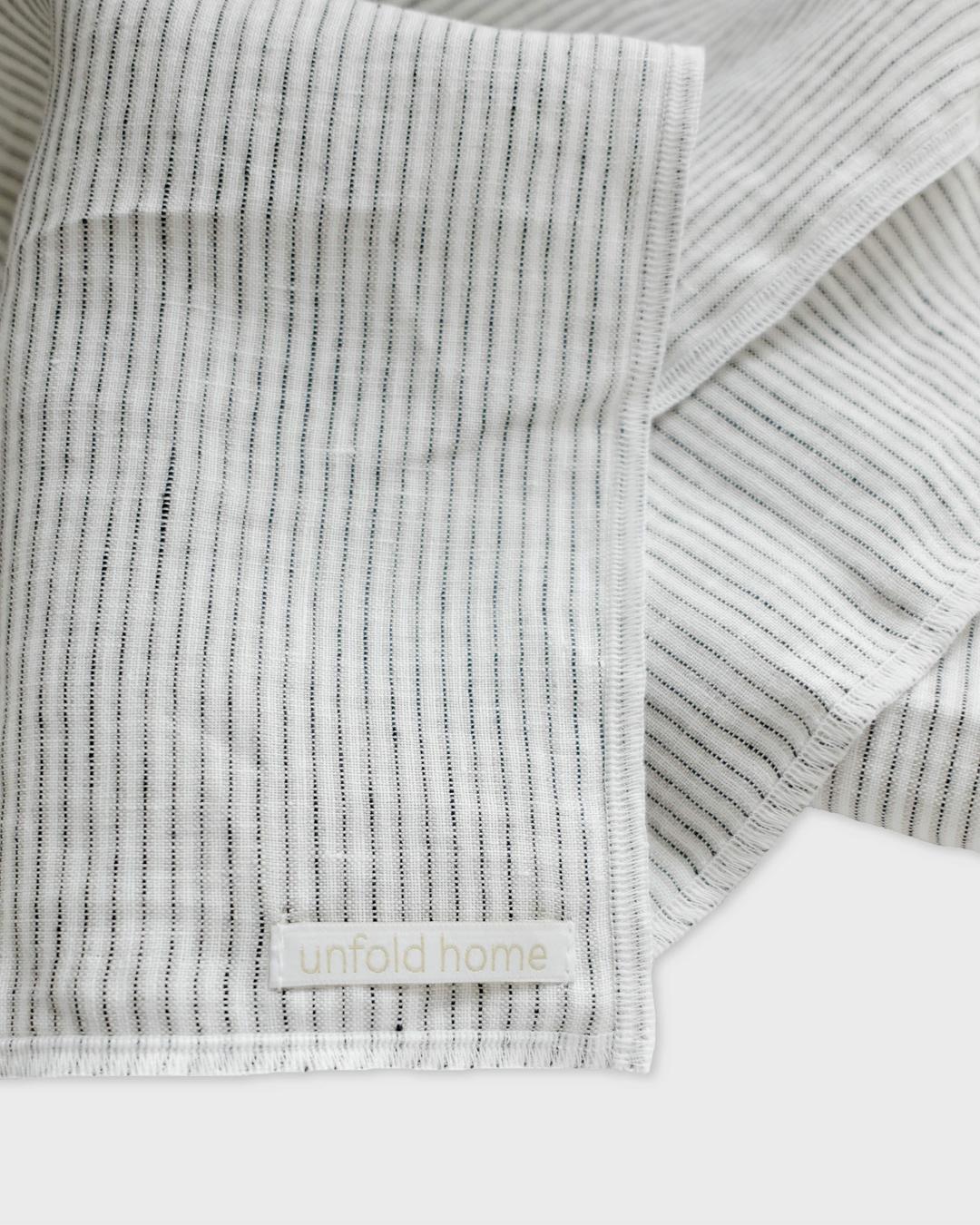 Linen kitchen cloth (cookie and cream)