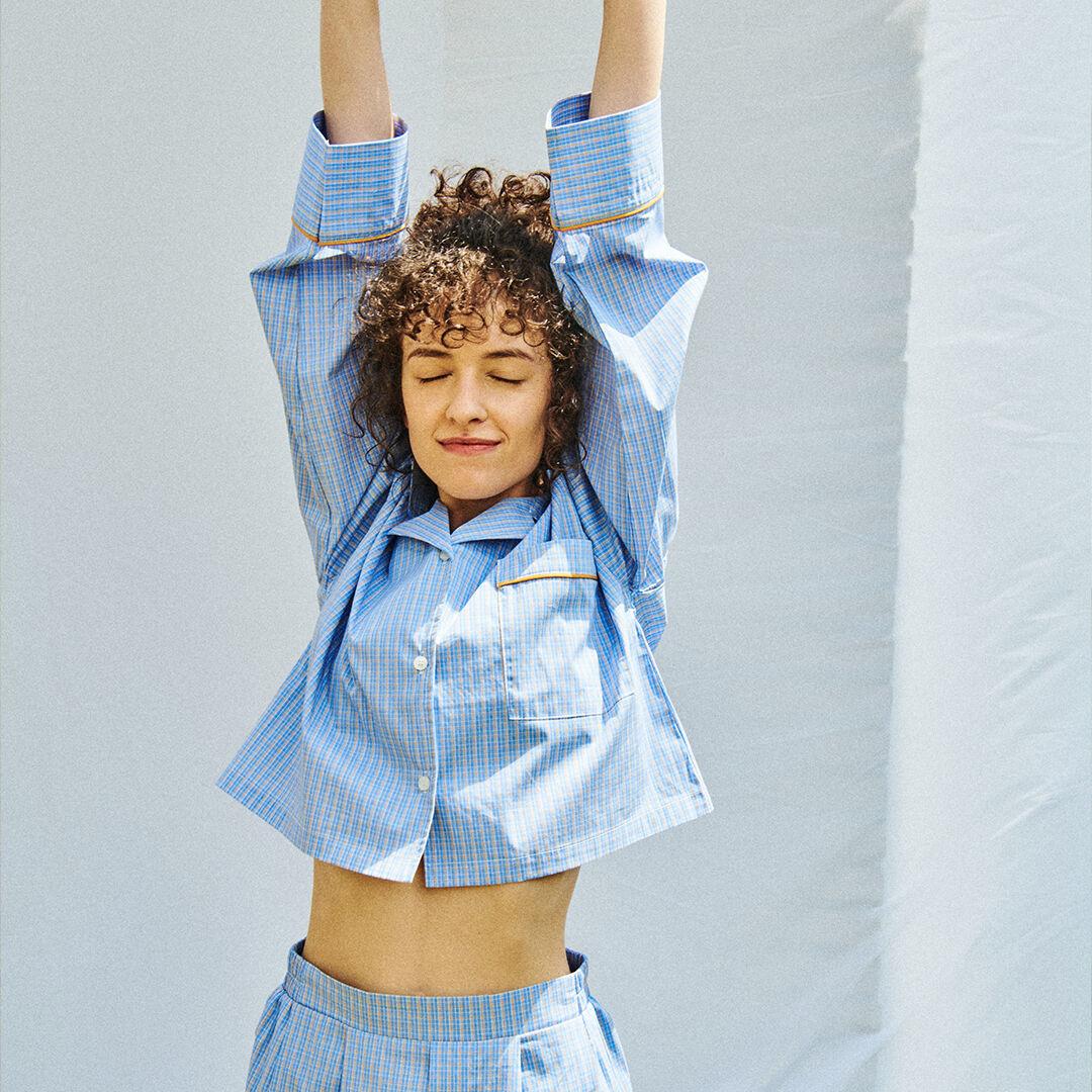 [29CM단독] (w)뉴체크 크롭 파자마 긴소매세트 커리 w/ Village pkg