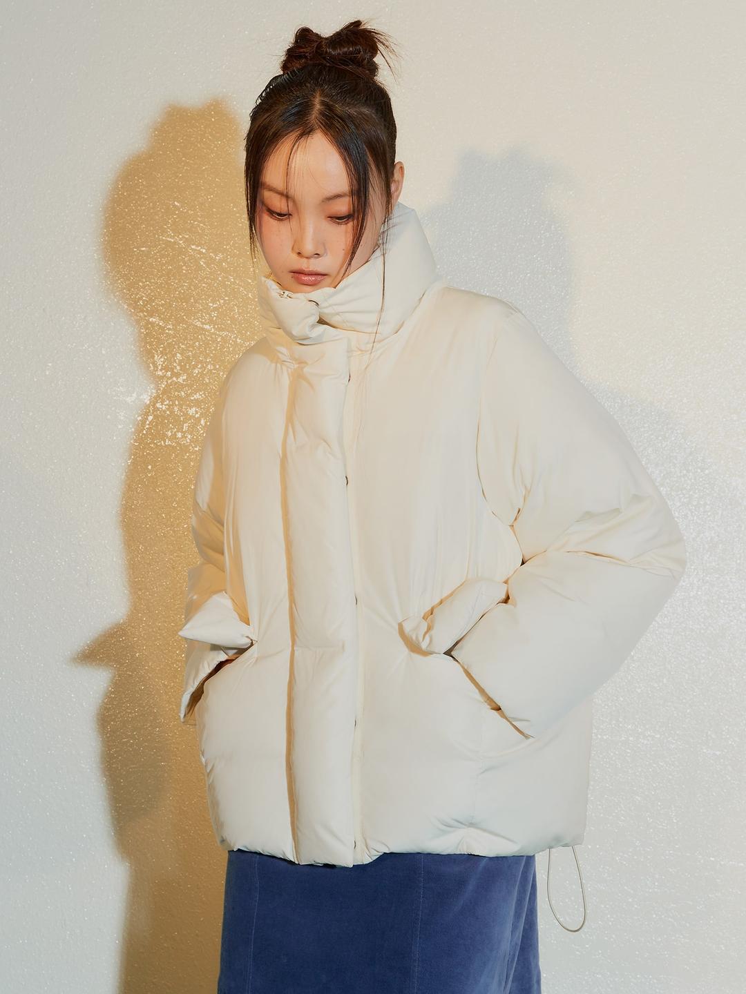 Signature Outpocket Short Puffer Down - Ivory