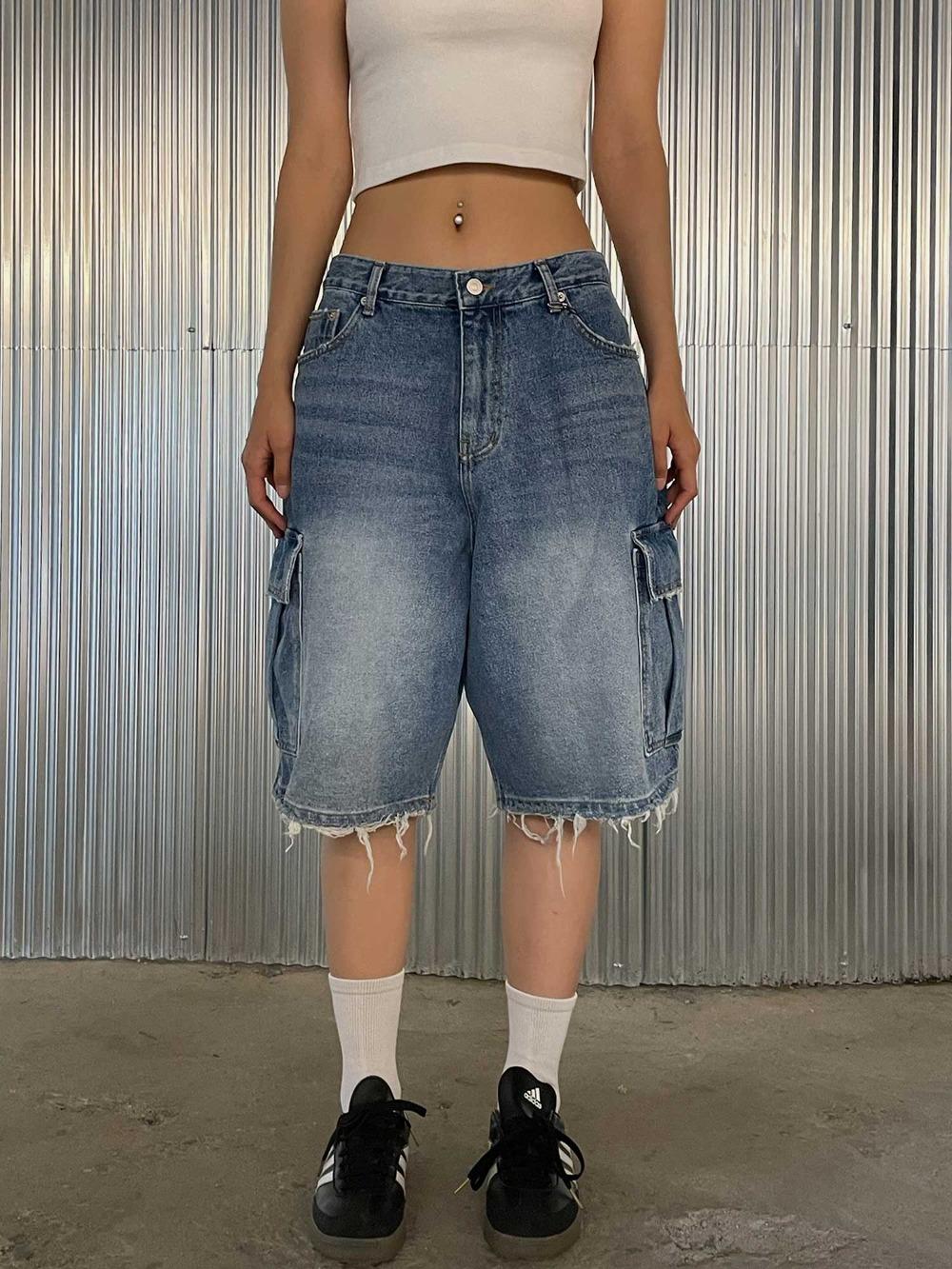 데끼 버뮤다 카고 데님팬츠