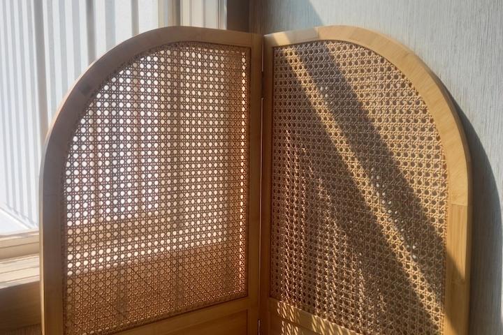 [3천원쿠폰]라탄 원목파티션 이동식 낮은 접이식 가림막 파티션 침대헤드보드