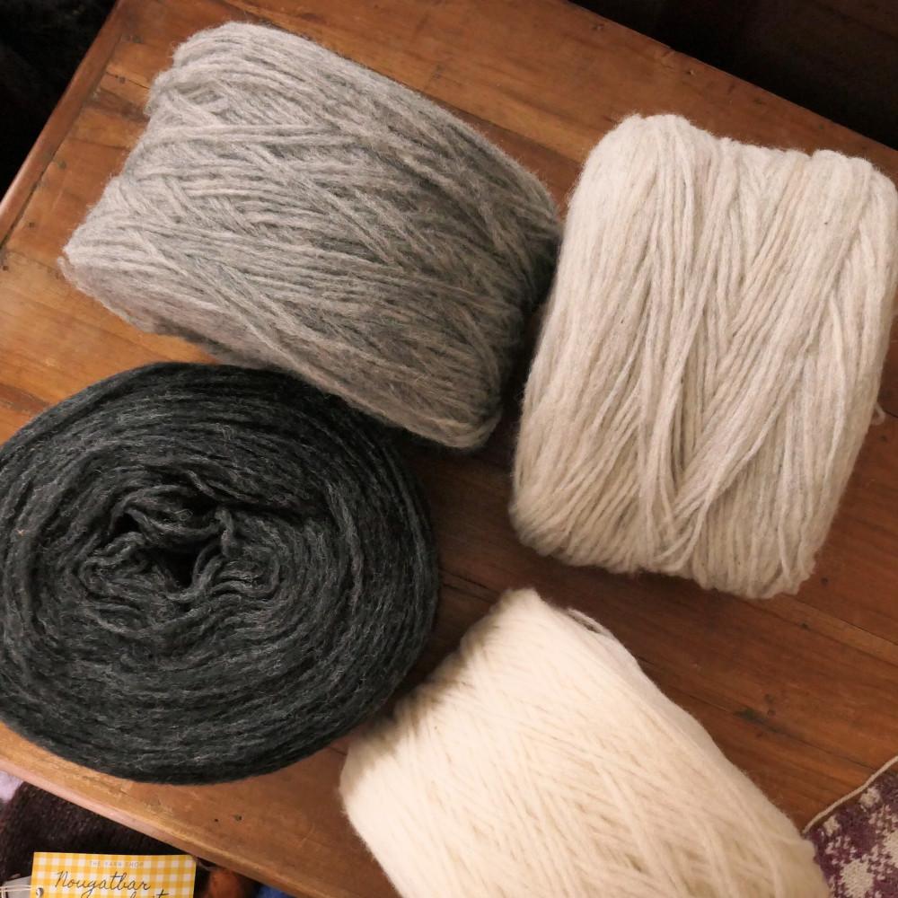 Hillesvåg Ullvarefabrikk - Forgarn 언스펀얀 200g