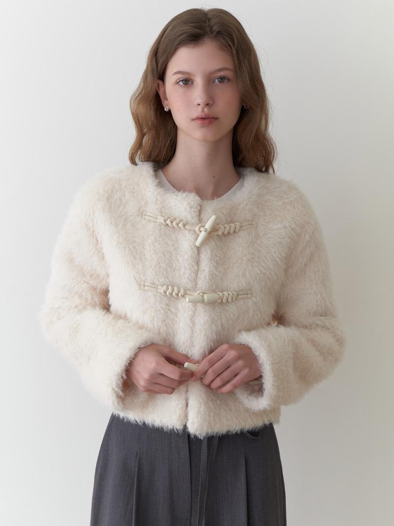 Floofy fur jacket (cream)