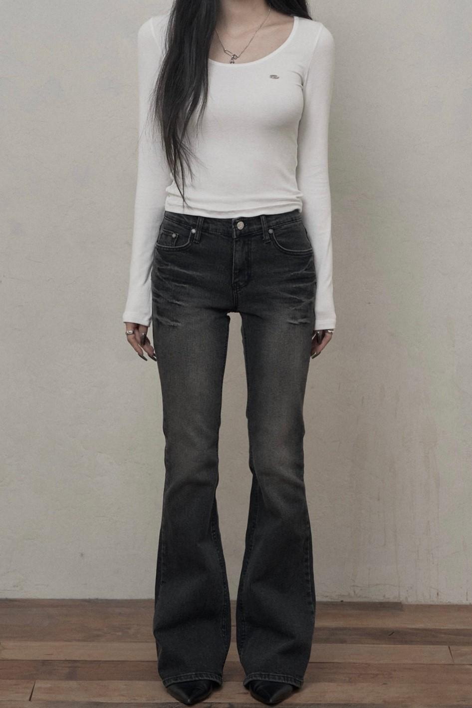 Basic Bootcut Jeans