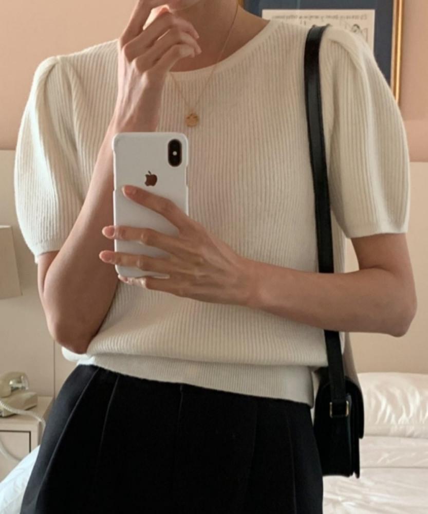 [NEW/전체당일] flutter 플러터 셔링 라운드 반팔 퍼프니트 라운드넥 골지니트