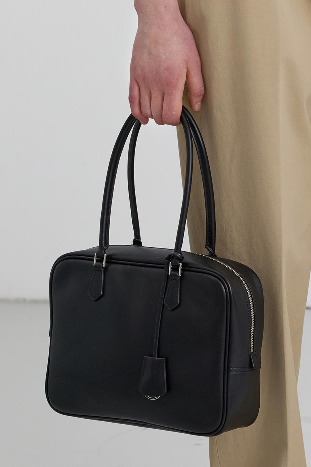 던스트 UNISEX CLASSIC 28 LEATHER BAG - BLACK