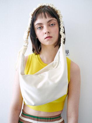 Croissant bag (satin)_ivory