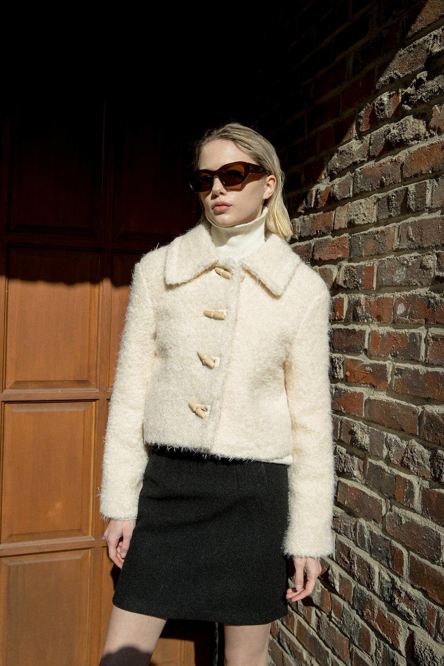 BOUCLE BUTTON WOOL JACKET CREAM