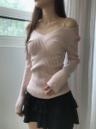 Off-shoulder ribbed knit