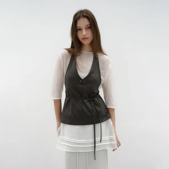 SUEDE HALTER TOP [CHARCOAL]