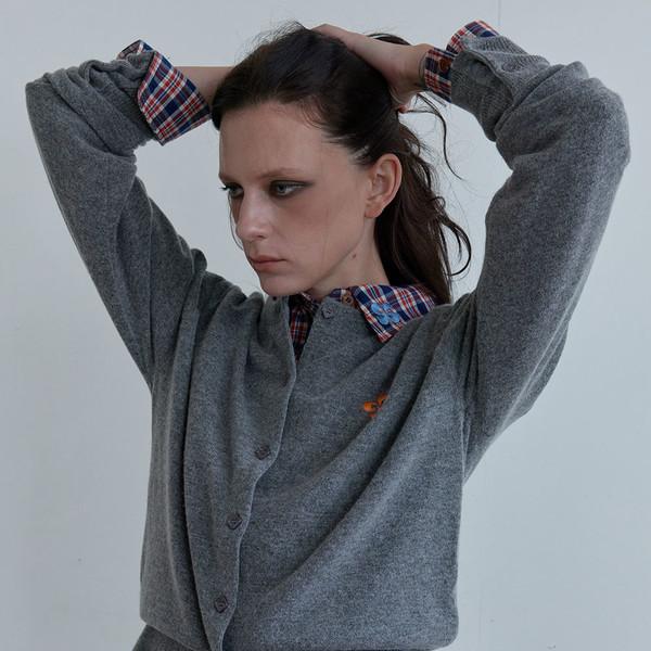 BUTTON CASHMERE BASIC CARDIGAN / dark grey