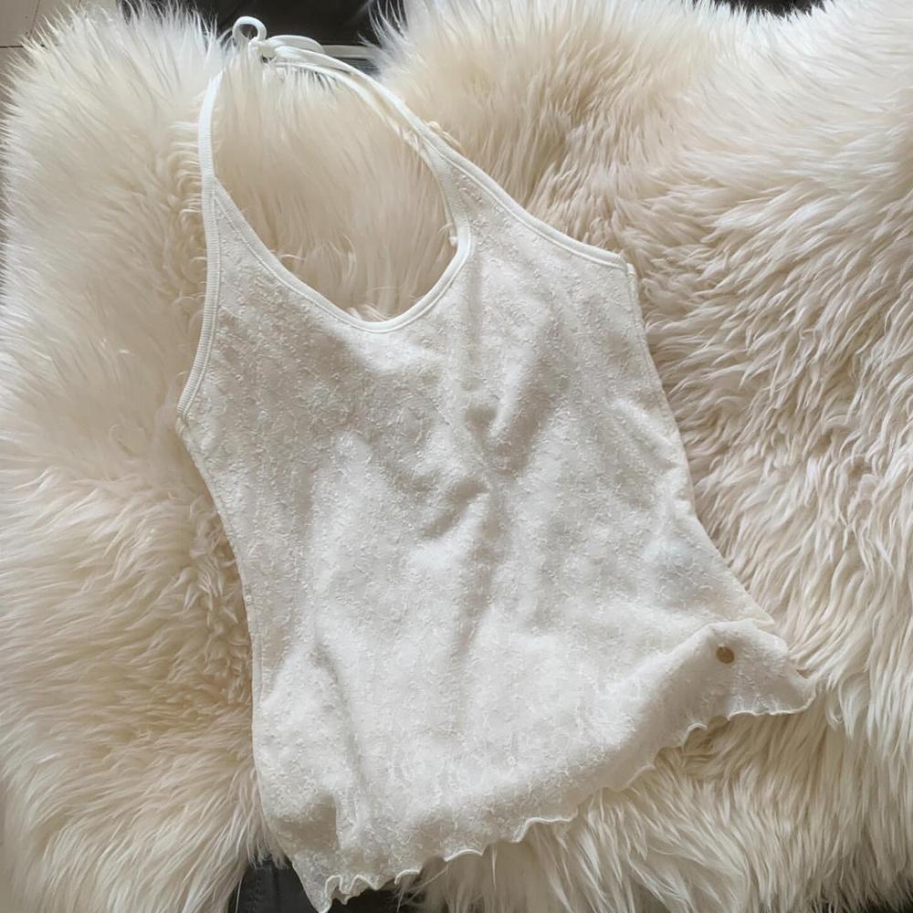 까리노 포스터 아델 레이스 홀터 나시 이너 레이어드 봄 poster (3color)