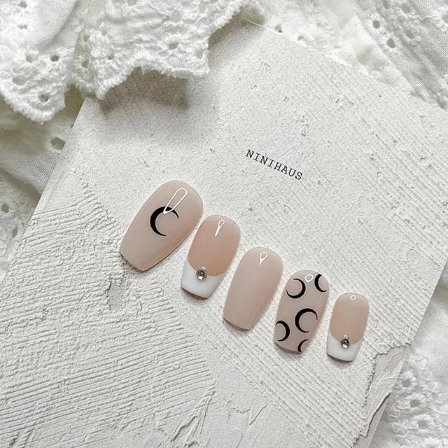 [니니하우스] 루나 키치네일 수제네일팁