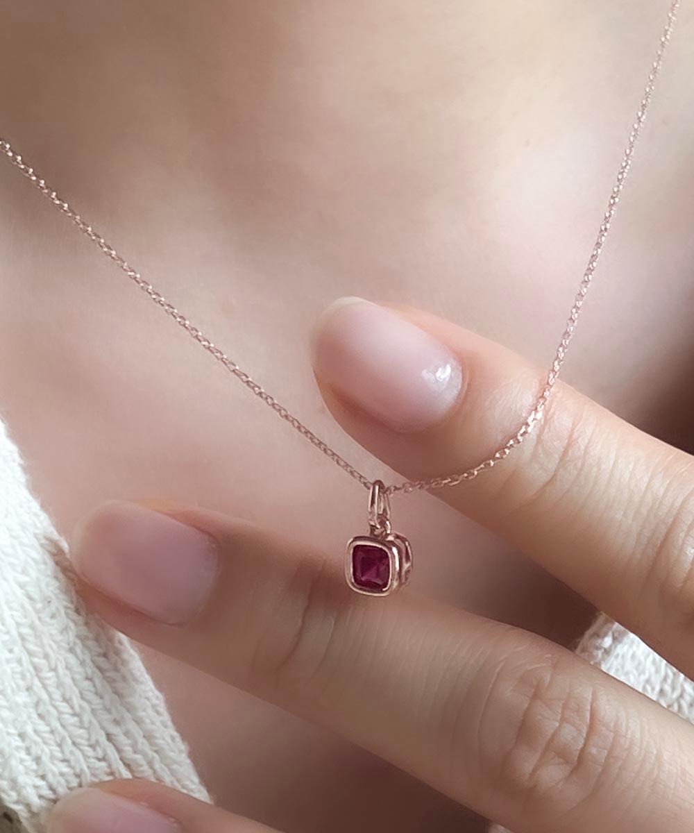 페브미 [무배] 실버925 로즈골드 사각 루비큐빅 목걸이