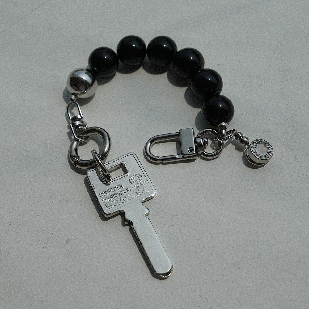 BEAD KEYRING BLACK