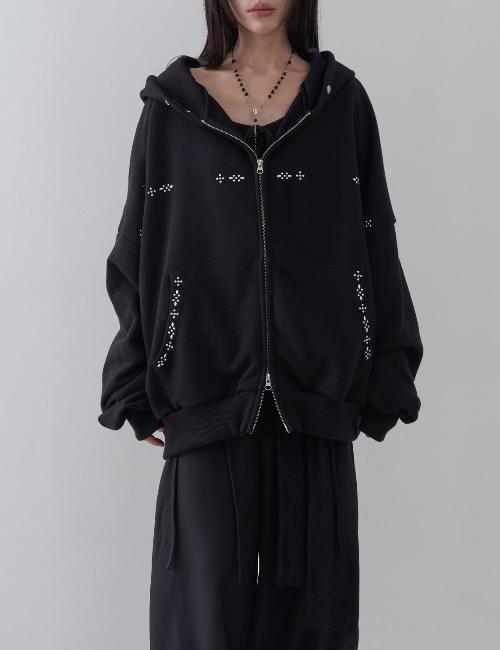 stud boxy hood zip up