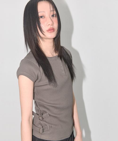 사이드 버클 골지 티 (DARK BEIGE) F25QB110