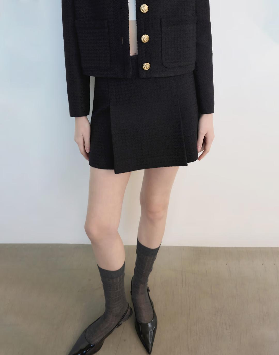 Pleats Skirt shorts [Black]