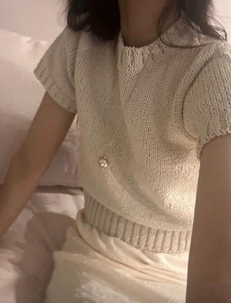 [sale/당일] vasil 바질 베를린 니트 간절기 베이직 라운드 반팔 코튼 니트 (4colors)