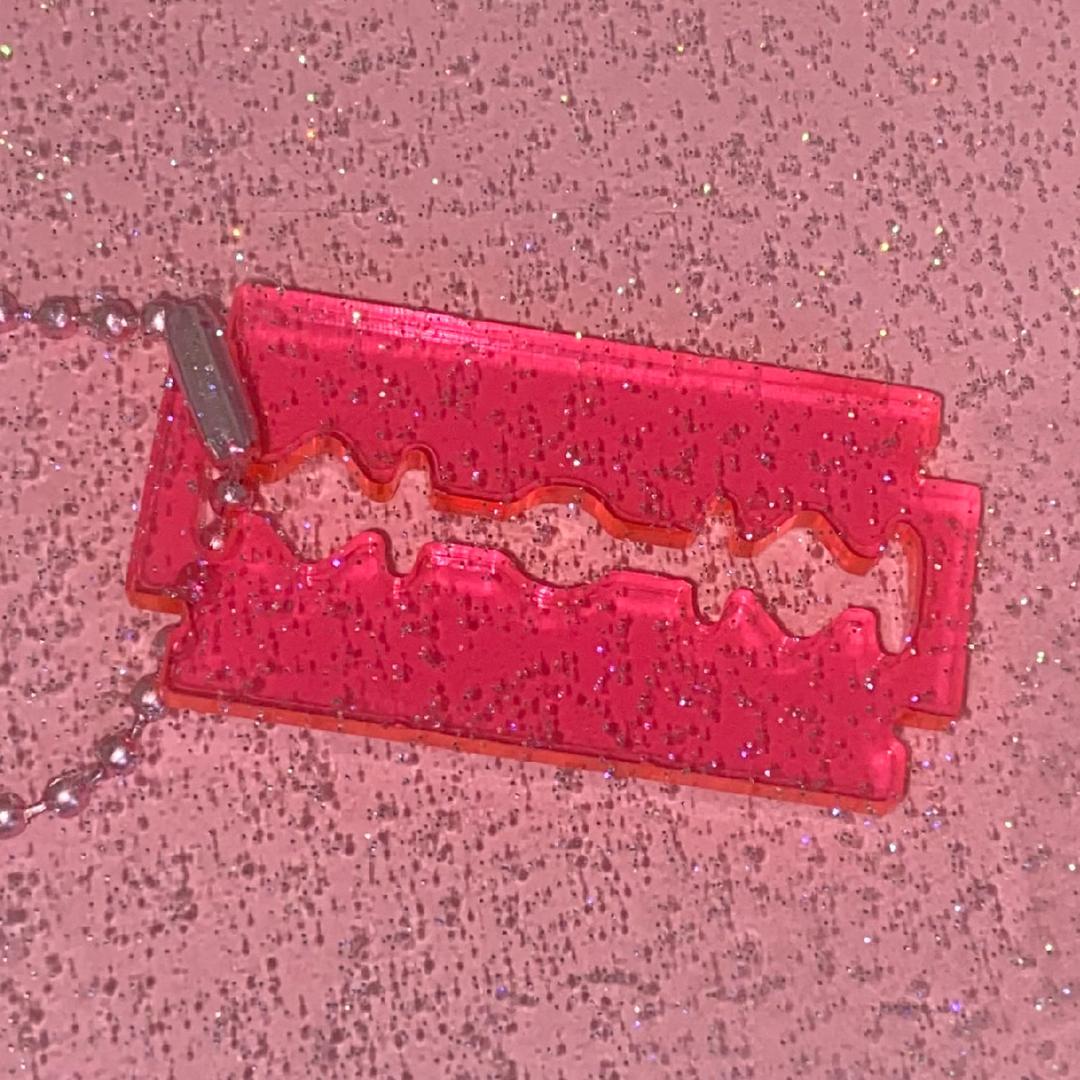 [MUTOT] pink cutter keyring