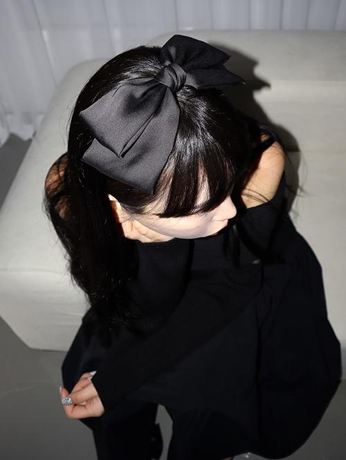 ★nibgnus★送料込み★韓国★大人気★正規品★.eyelet hairband ☆韓国の人気☆【nibgnus】☆.eyelet hairban.d☆ (ヘア
