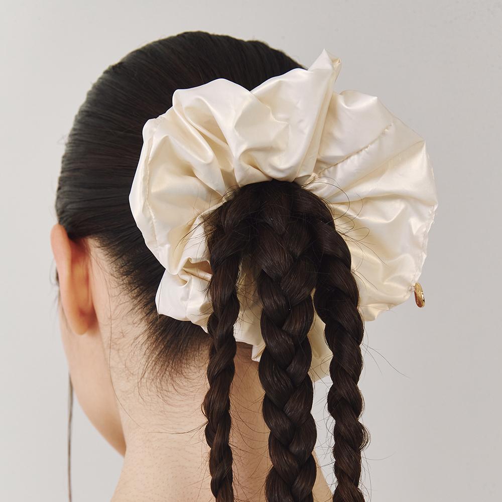 Pearly Scrunchie (2colors)