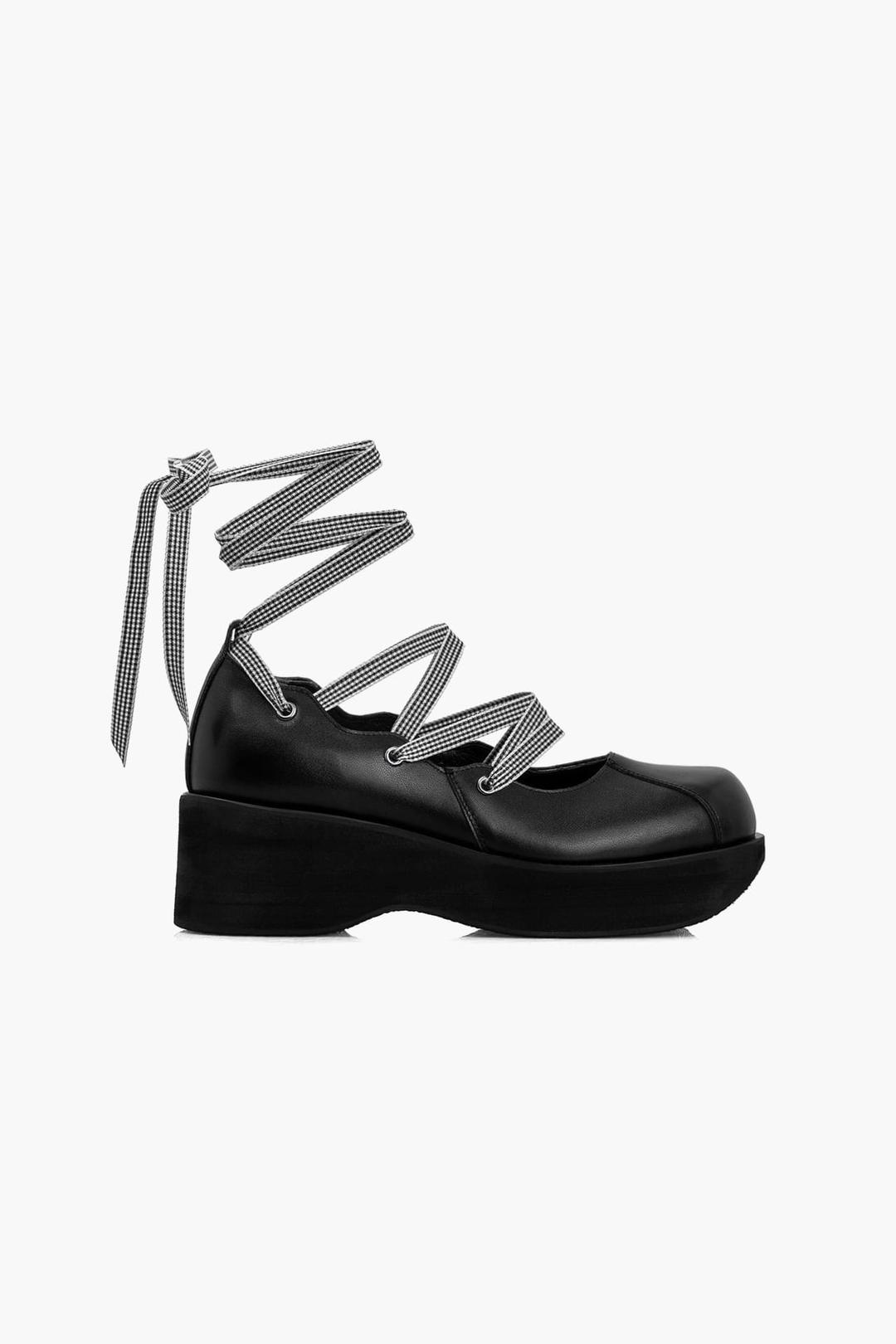 [Woman] 663 ELLA BLACK