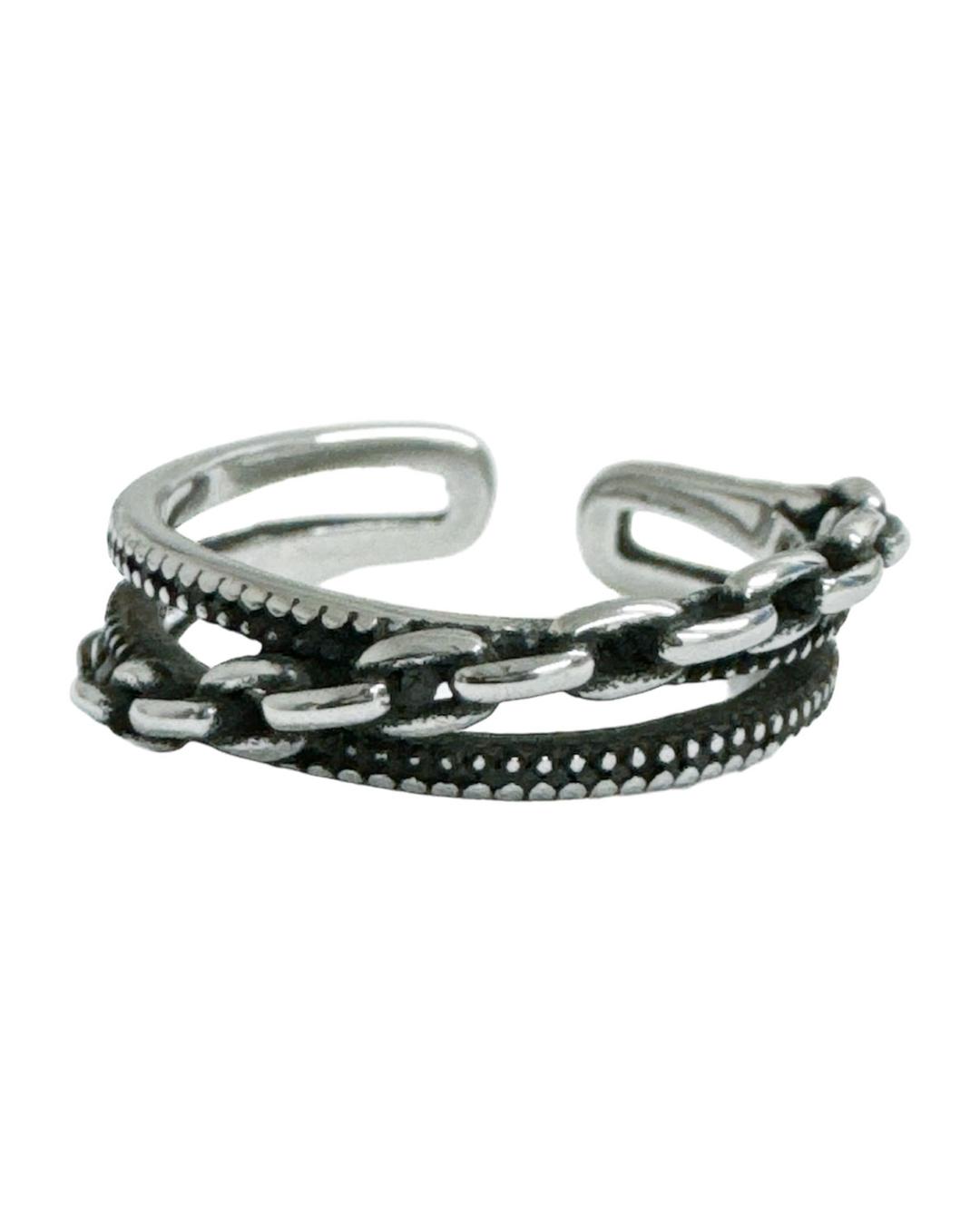 Chain layered ring