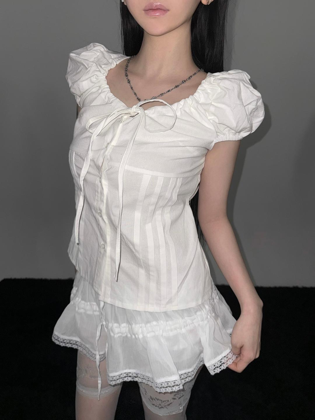 오프셋 2278. 퍼프 셔링 핀턱 블라우스 (2 color)