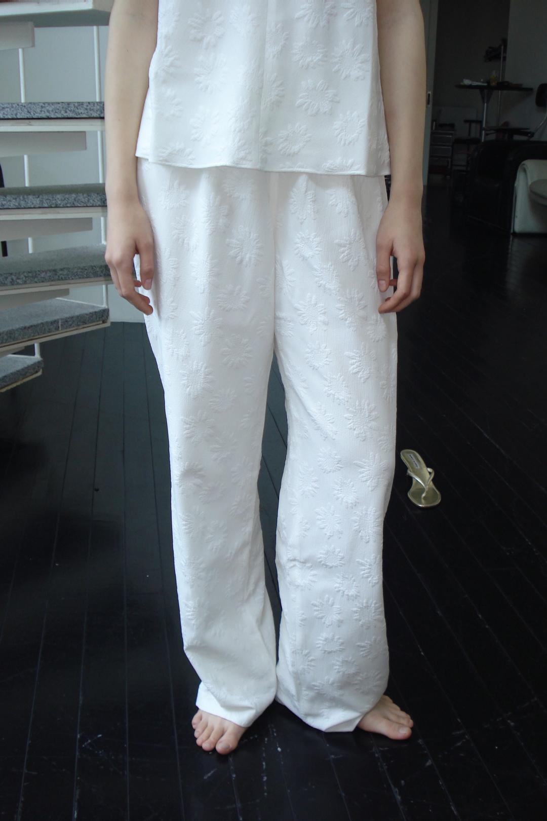 Floral Embo Pants (Ivory)