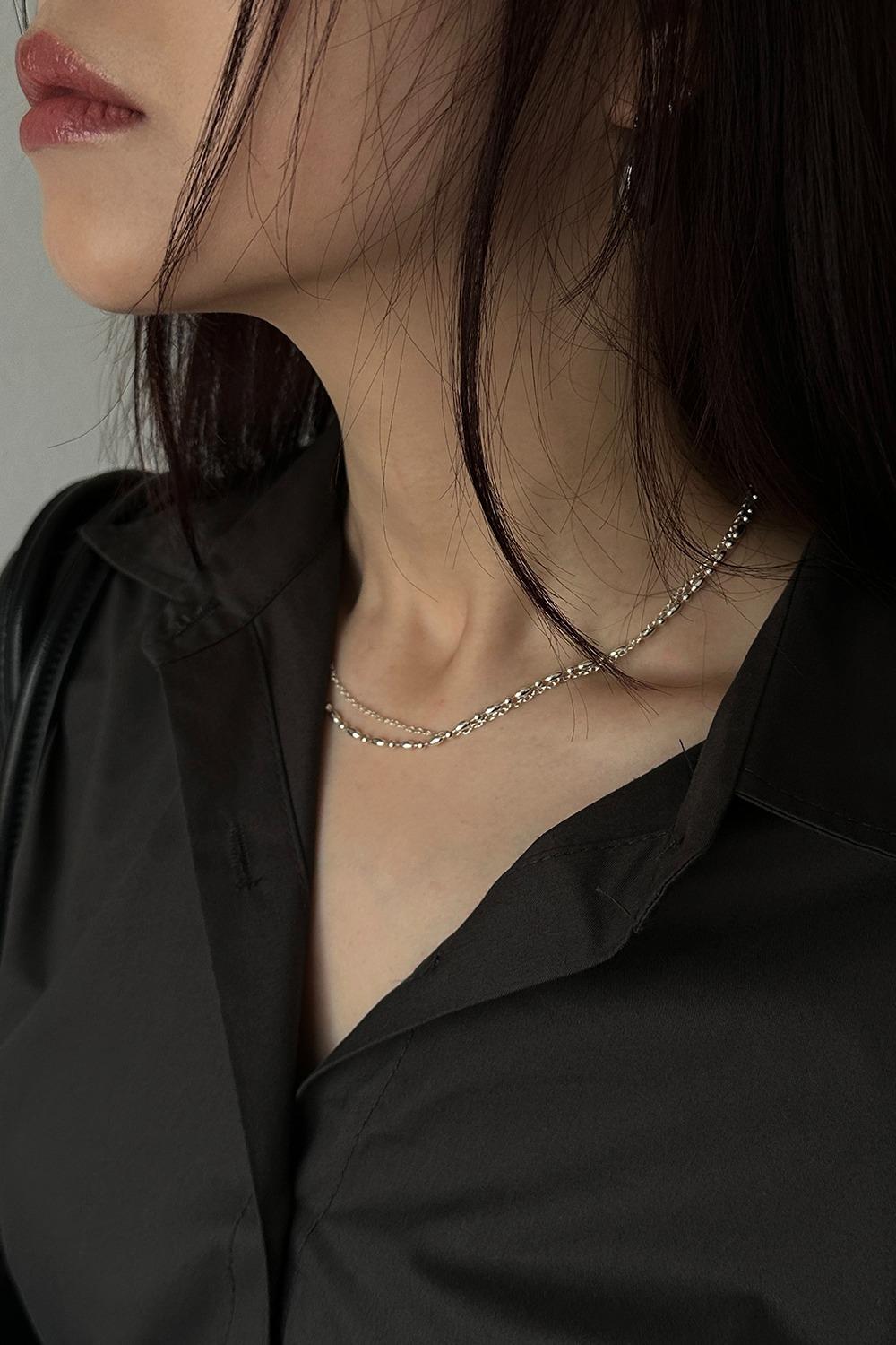 라이스 레이어드 넥크리스