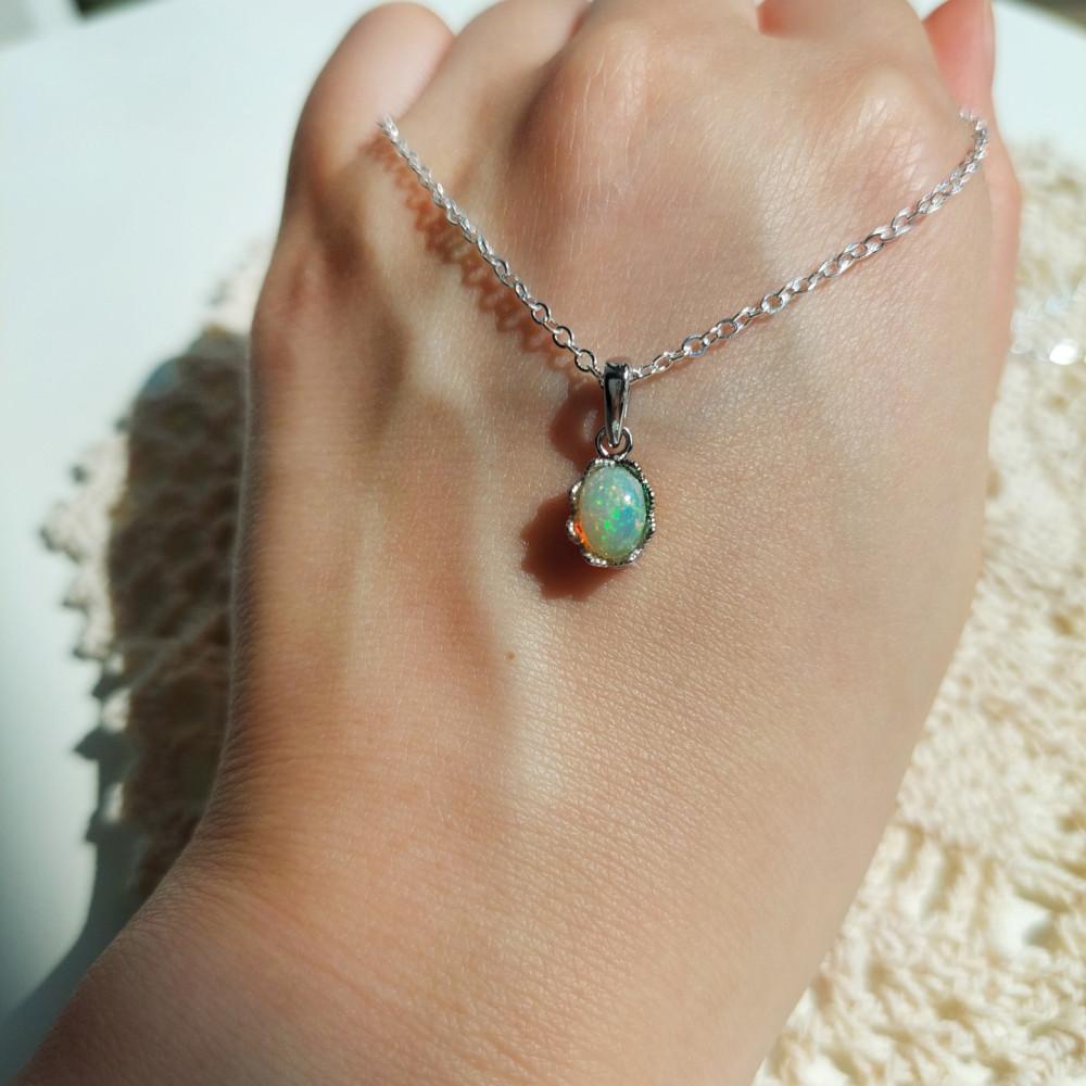 천연 오팔 목걸이 아마빌레