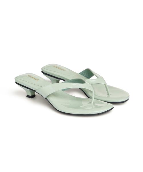 ENAMEL FLIP FLOP IN MINT