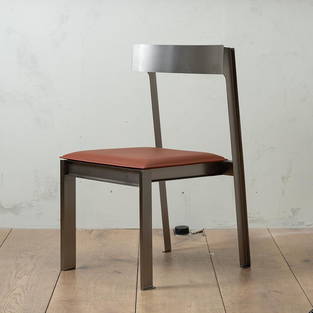 [OTC] BEAM CHAIR _ BURGUNDY