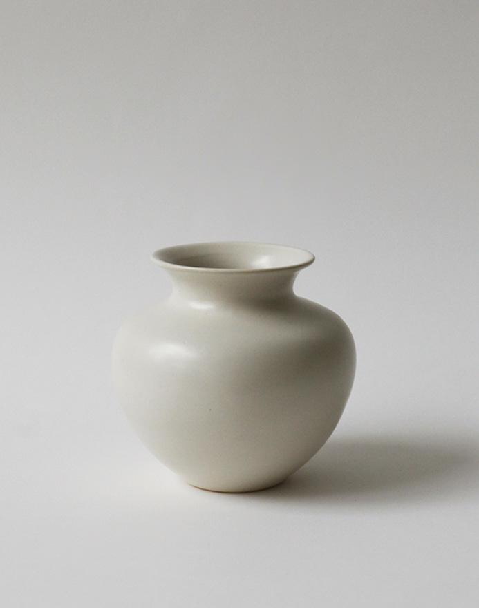 Round Vase S · Fog