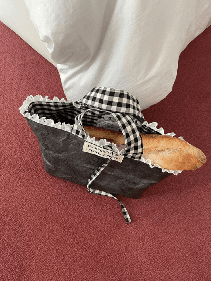 TYVEK PAPER PICNIC GINGHAM FRILL BAG 피크닉 깅엄 프릴백 - BLACK (2 types)