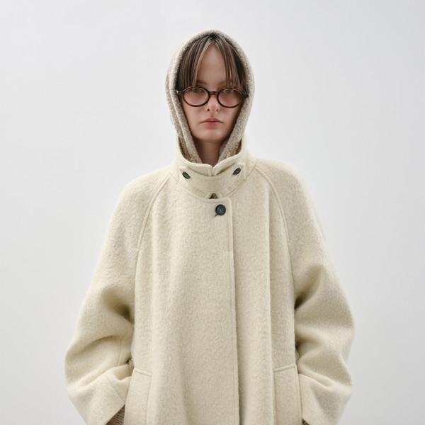 [RESTOCK] SOFT HALF RAGLAN COAT _ EGG BEIGE