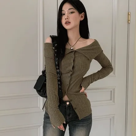 [모델추천] 메르 오프숄더 슬림 핏 니트 - 4color