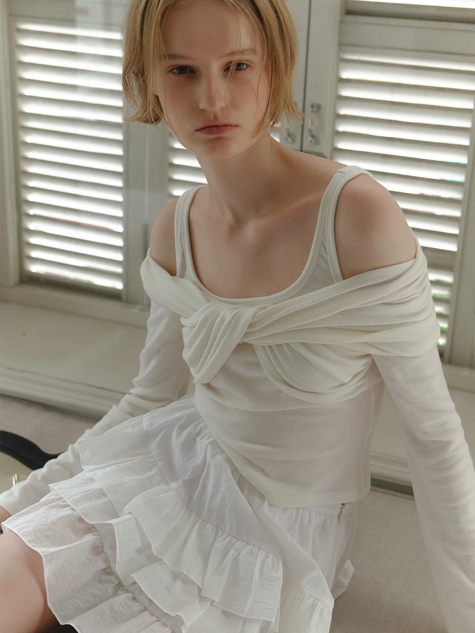 Warm Embrace Twist Top_IV