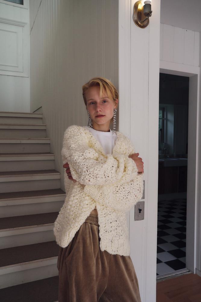 [입고 지연 10/3~발송]Wreath knit cardigan_2color