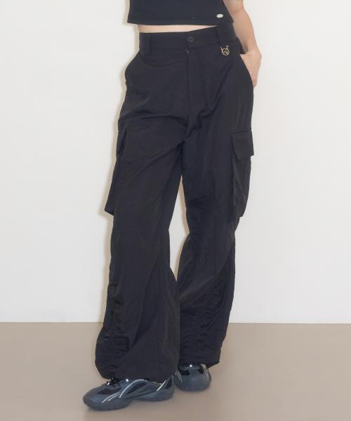 포켓 셔링 팬츠 블랙