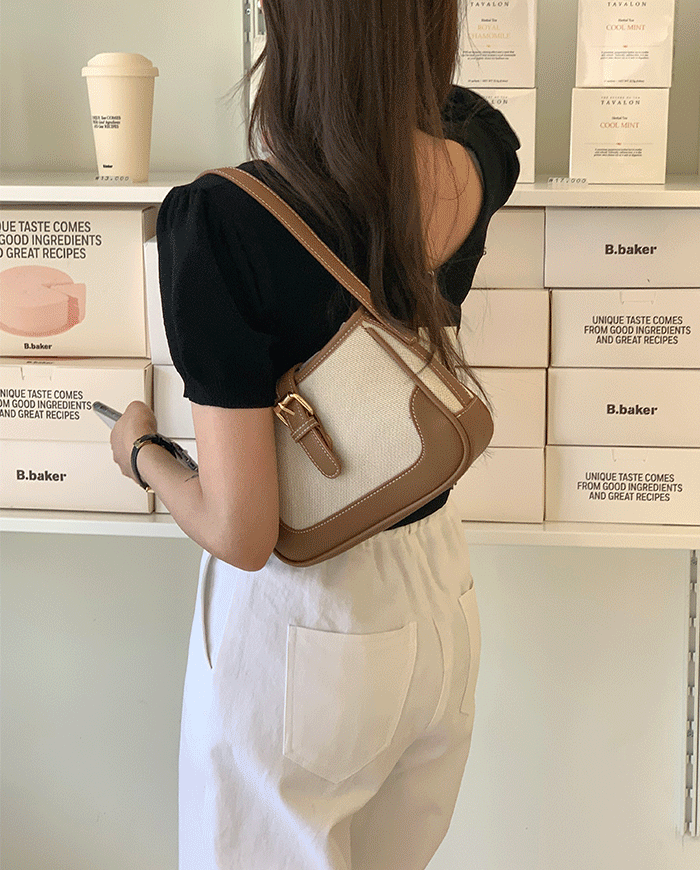 Muse canvas shoulder bag