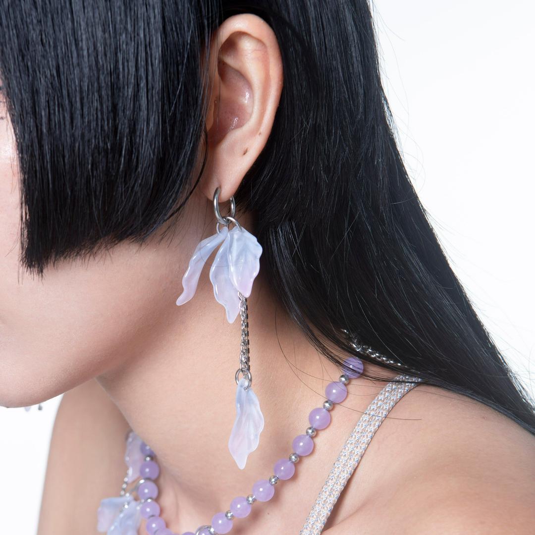 Fervooor Blooming purple lotus earrings