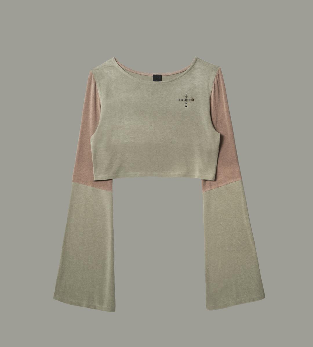 iris T - light green