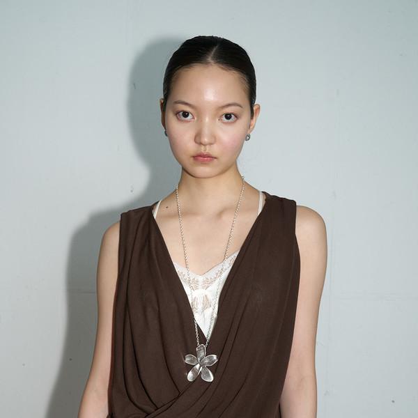 [5/13 순차 출고] Dual-Way Layered Wrap Top (Brown)