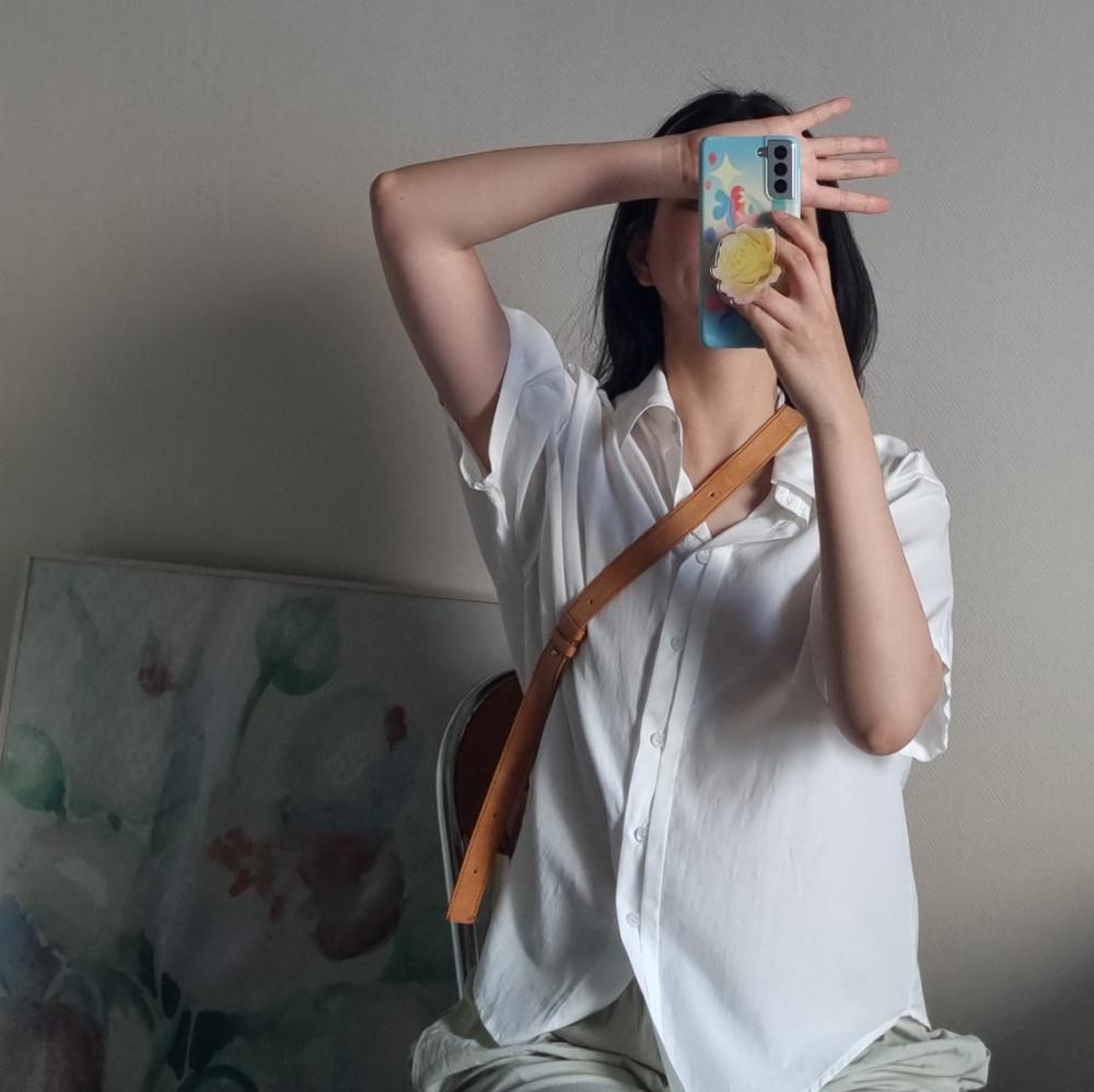 네이비당일 핀턱 롤업 셔츠 (2colors)