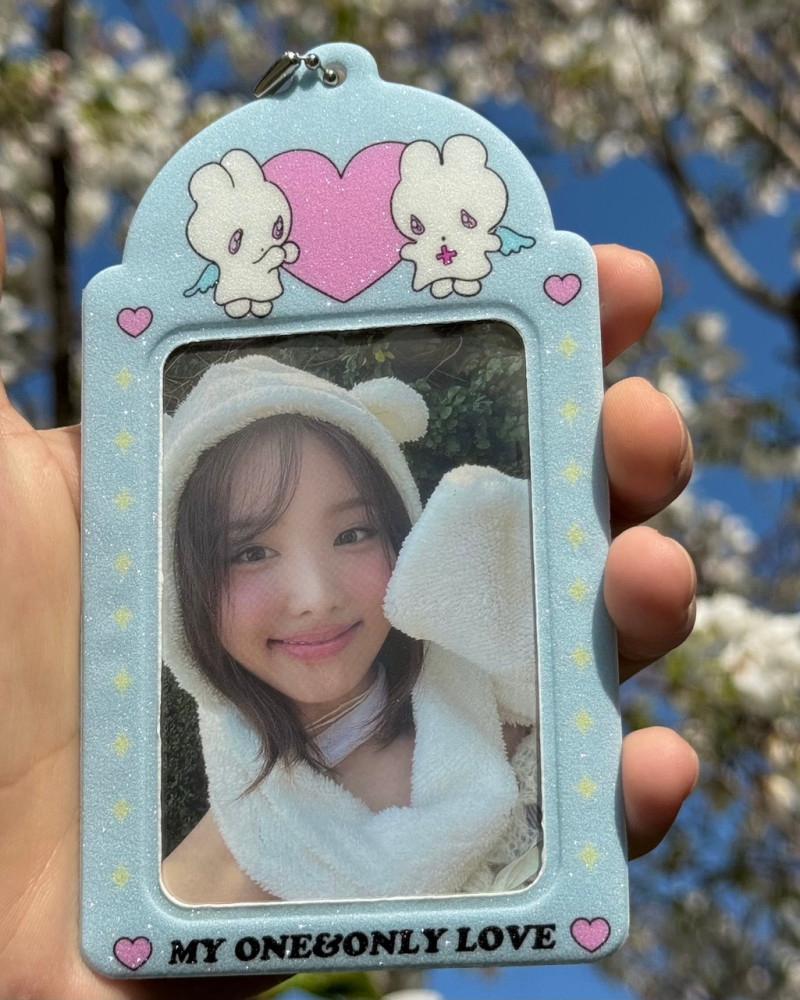 [ Onionion ] It doesn't feel real 포카 홀더