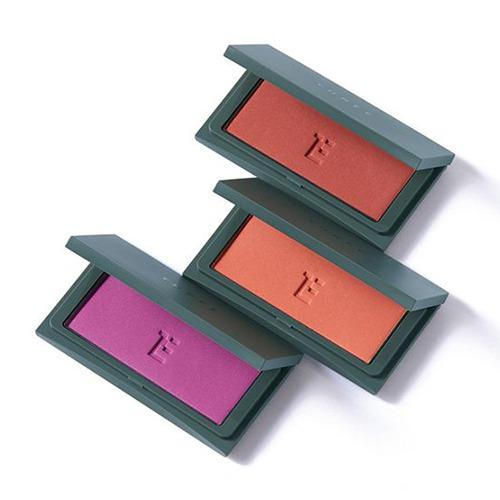 THREE 쓰리 치키 시크 블러셔