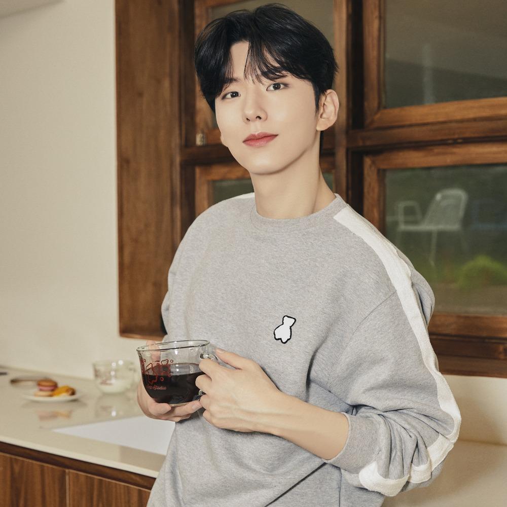 베어 트랙 스웨트셔츠 그레이