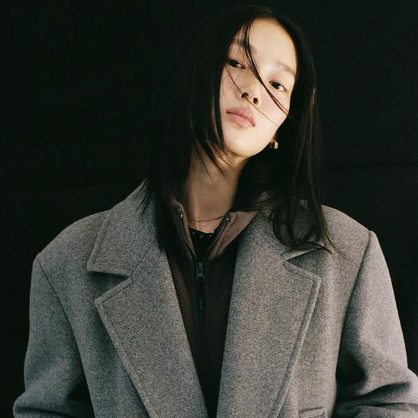 Double-breasted over jacket (gray)